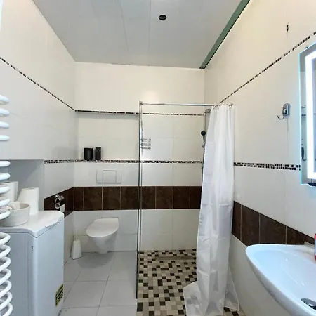 @home Apartment *